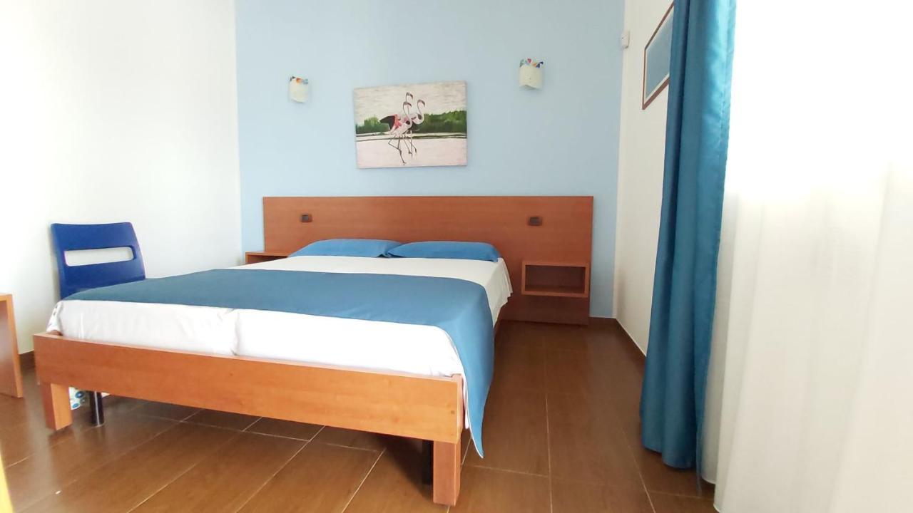 Residence Bandiera Gialla Margherita Di Savoia Buitenkant foto