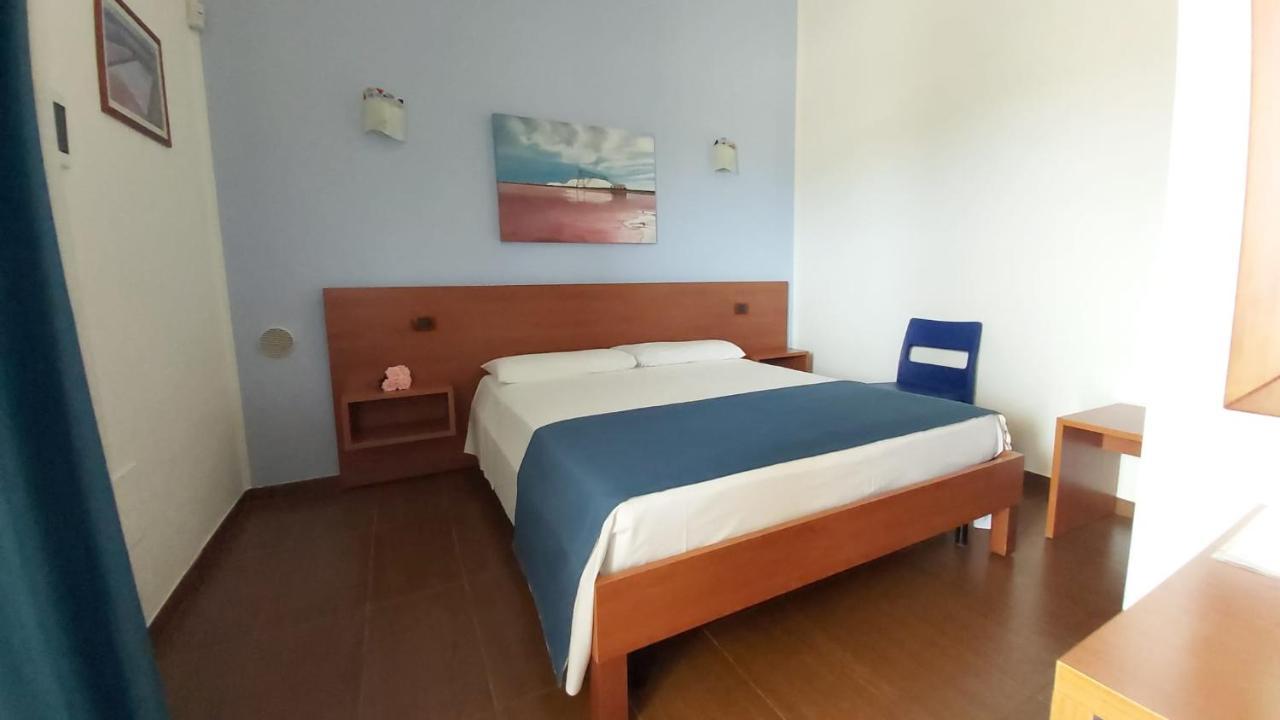 Residence Bandiera Gialla Margherita Di Savoia Buitenkant foto