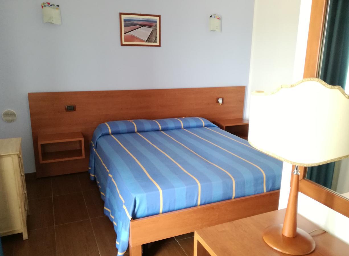 Residence Bandiera Gialla Margherita Di Savoia Buitenkant foto