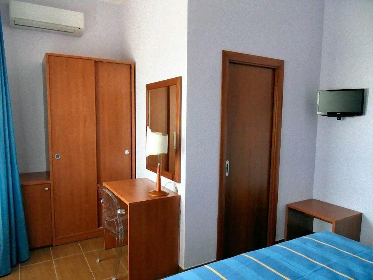 Residence Bandiera Gialla Margherita Di Savoia Buitenkant foto